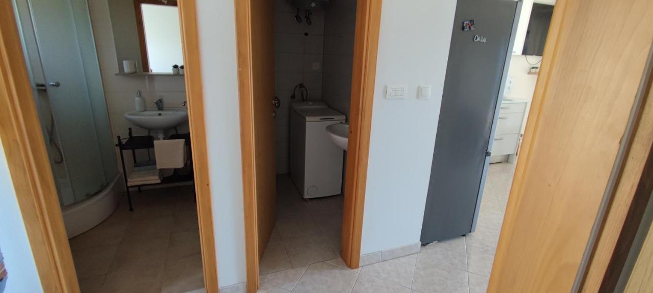 Apartman Mila Марина Экстерьер фото