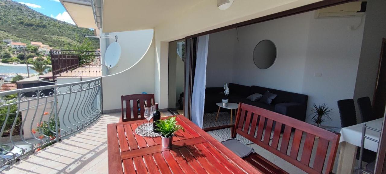 Apartman Mila Марина Экстерьер фото